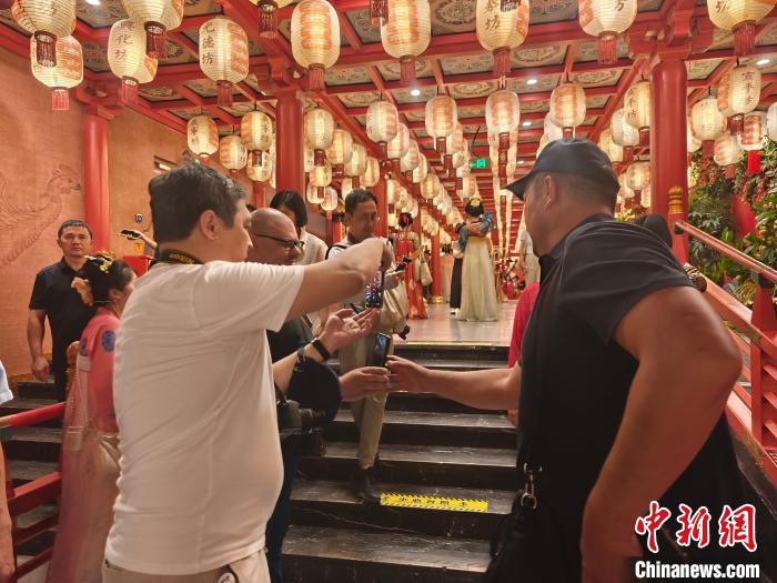 “文化活力”引共鸣 中亚专家陕西体验“文化 +”魅力,“文化活力”引共鸣 中亚专家陕西体验“文化 +”魅力