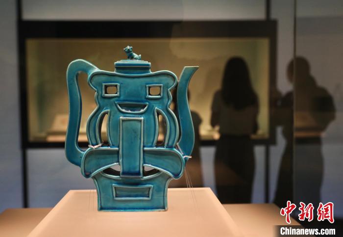 一抹青色入夏来 “青·韵”特展亮相成都金沙,一抹青色入夏来 “青·韵”特展亮相成都金沙