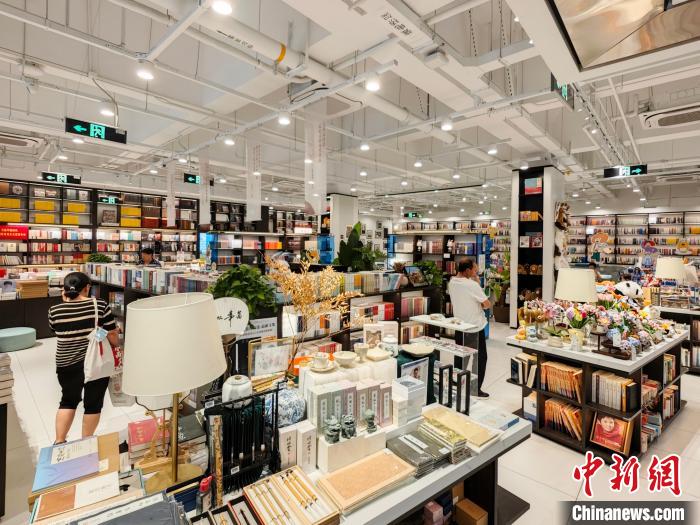 以书籍传递温度 京城“小而美”书店让文化浸润社区,以书籍传递温度 京城“小而美”书店让文化浸润社区