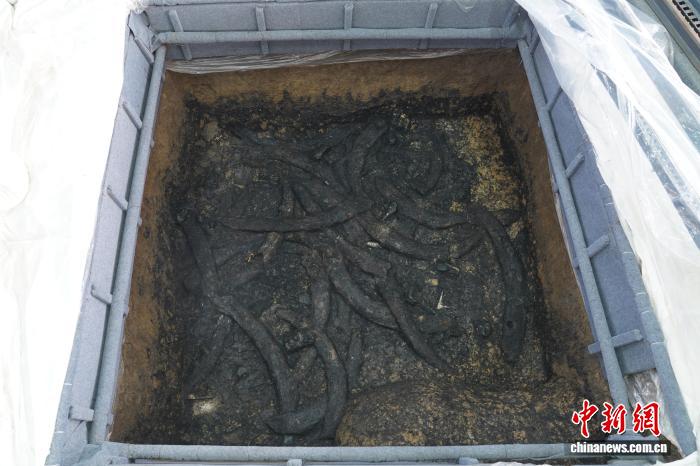 三星堆四号祭祀坑研究新成果：坑内燃烧残留物为异地埋藏,三星堆四号祭祀坑研究新成果：坑内燃烧残留物为异地埋藏